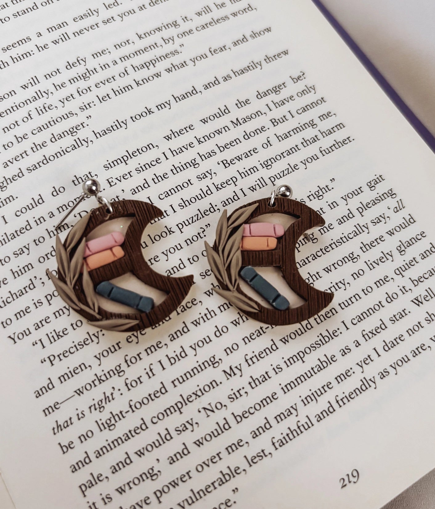 Earrings - Moon Bookshelf